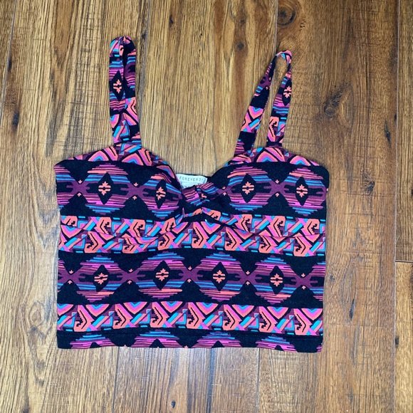 Forever 21 Crop - Picture 1 of 3